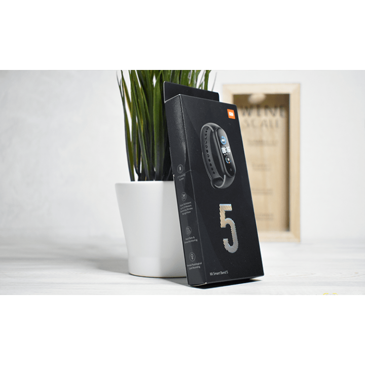 Фитнес браслет Xiaomi M5 Smart Band Fitness в черной коробке