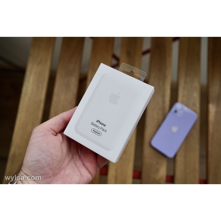 Внешний аккумулятор Apple MagSafe Battery pack iPhone A2384